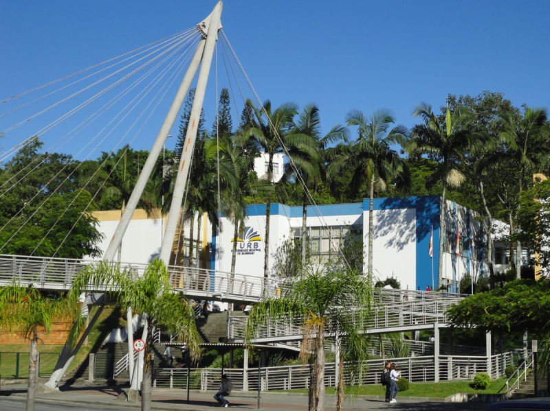 UNIVERSIDADE REGIONAL DE BLUMENAU