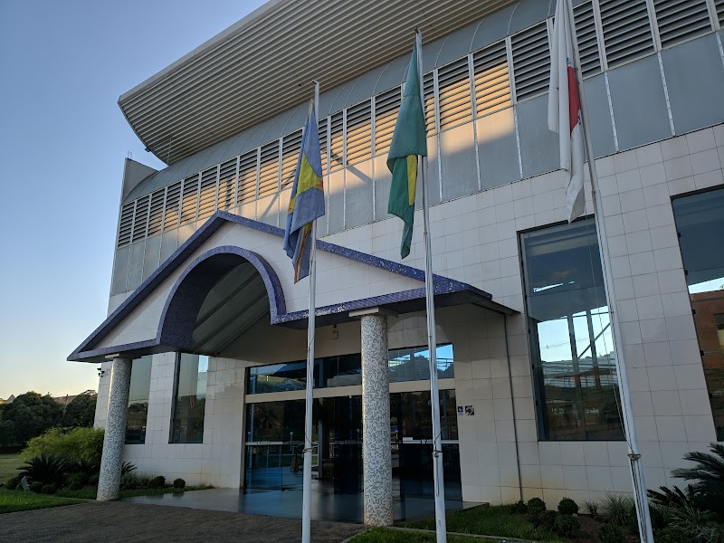 CENTRO UNIVERSITÁRIO FAMINAS