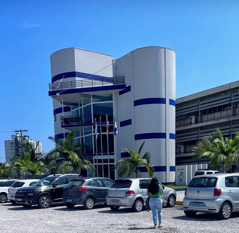 CENTRO UNIVERSITÁRIO DE BRUSQUE