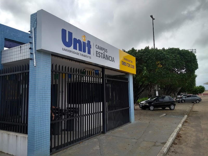 UNIVERSIDADE TIRADENTES